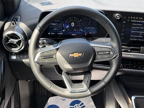 Used 2026 Chevrolet Equinox LT w/ Convenience Package II AWD/4WD image 35