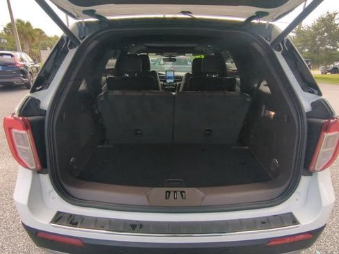 Certified 2024 Ford Explorer King Ranch w/ Technology Package AWD/4WD image 14