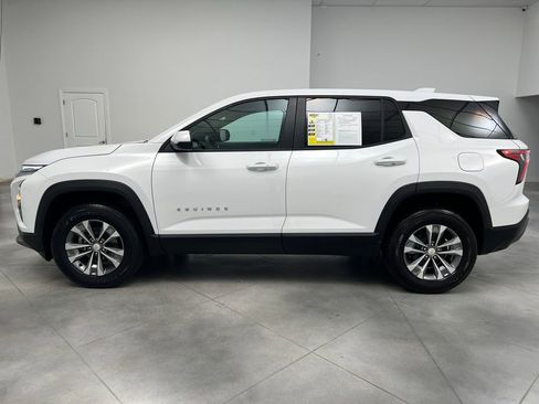 Used 2026 Chevrolet Equinox LT FWD image 4