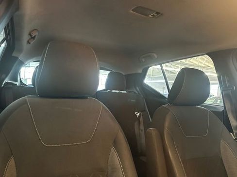 Used 2020 Nissan Kicks SV image 20