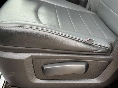 Used 2022 RAM 1500 Tradesman image 16