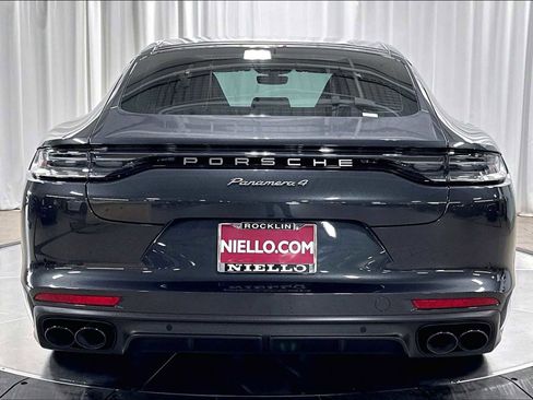 Used 2022 Porsche Panamera 4 Platinum Edition AWD/4WD image 8