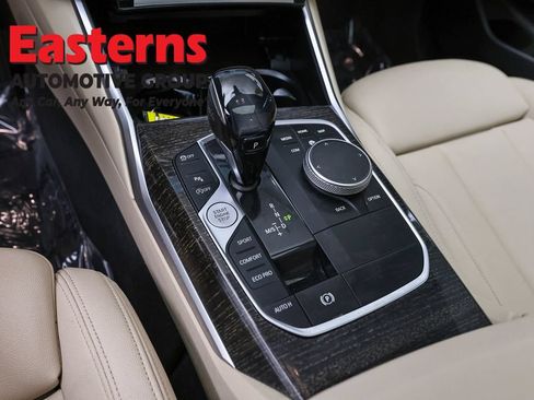 Used 2021 BMW 330i xDrive Sedan w/ Convenience Package AWD/4WD image 13