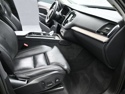Used 2023 Volvo XC90 B6 Ultimate w/ Protection Package Premier AWD/4WD image 21