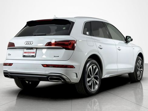 Used 2023 Audi Q5 2.0T Premium w/ Convenience Package AWD/4WD image 5