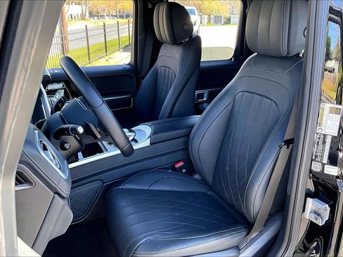 Used 2023 Mercedes-Benz G 550 G 550 image 8