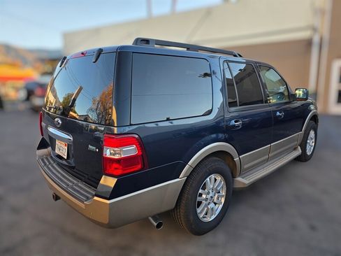 Used 2014 Ford Expedition XLT w/ Equipment Group 201A image 9