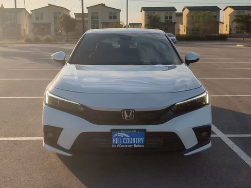 Certified 2024 Honda Civic Sport Touring image 9