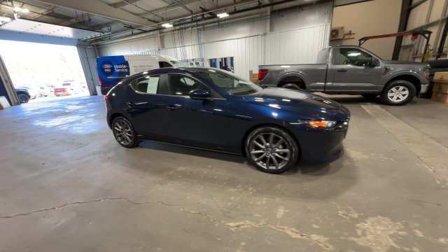 Used 2023 MAZDA MAZDA3 s FWD image 13