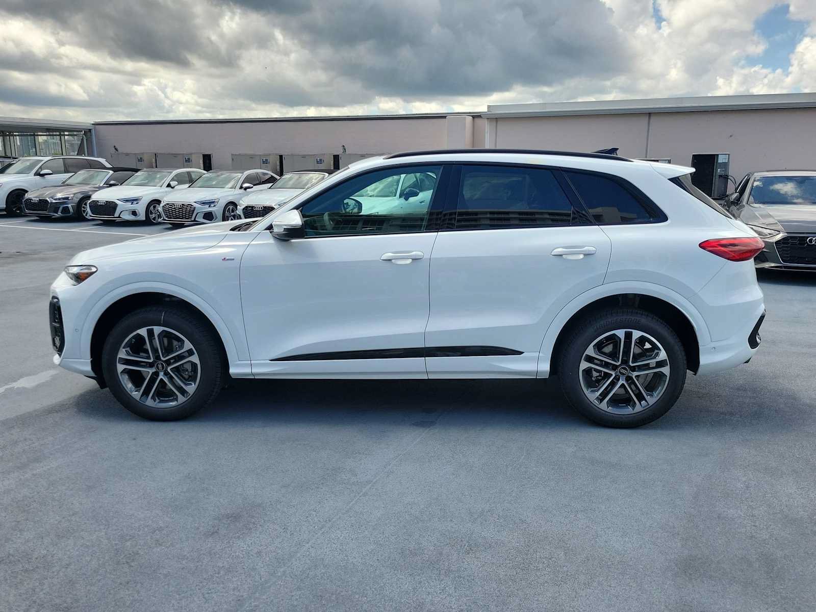 New 2026 Audi Q5 2.0T AWD/4WD image 3