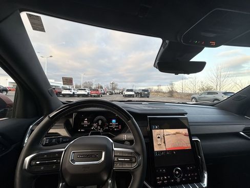 Certified 2024 GMC Acadia Denali w/ Super Cruise Package image 27