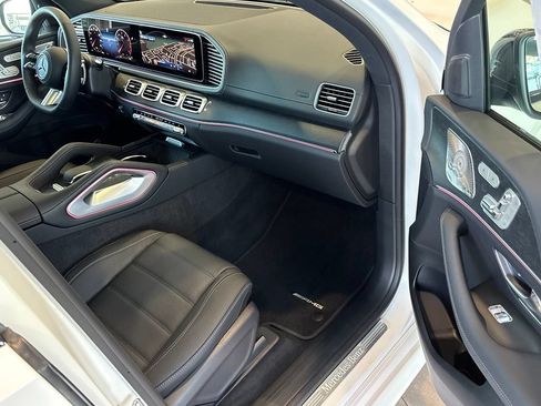New 2026 Mercedes-Benz GLS 450 4MATIC image 35