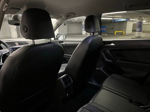 Used 2022 Volkswagen Tiguan SE image 18