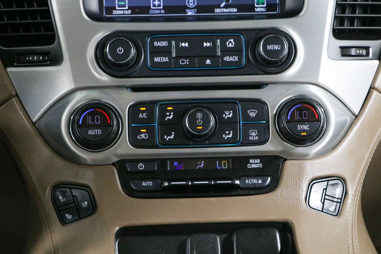 Used 2020 GMC Yukon SLT w/ Premium Edition RWD image 21