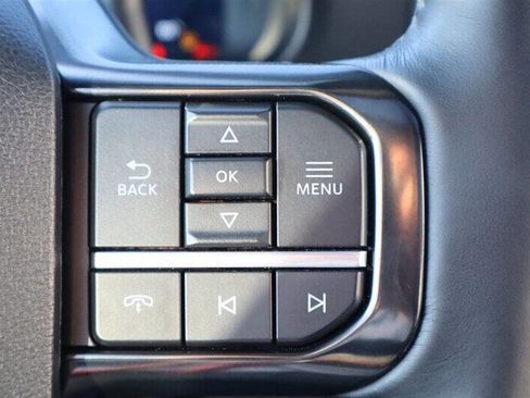 Used 2025 Ford F350 Platinum image 24