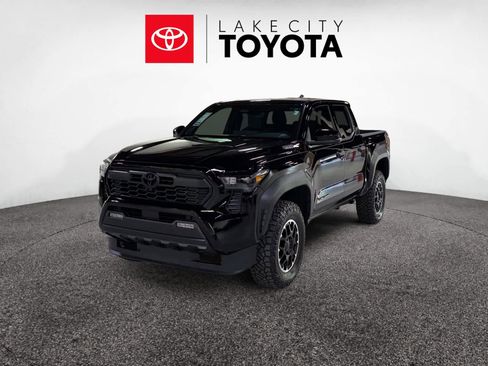 Used 2026 Toyota Tacoma TRD Off-Road w/ TRD Off Road Premium Package AWD/4WD image 1