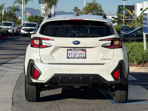 Certified 2025 Subaru Crosstrek 2.5i Limited w/ Crosstrek Mirror Package image 5