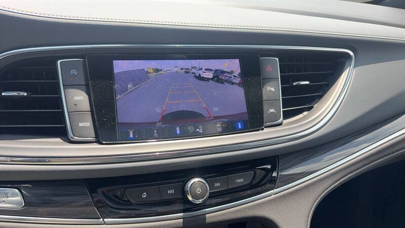 Used 2022 Buick Enclave Essence w/ Experience Buick Package AWD/4WD image 28