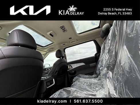 New 2026 Kia Carnival SX Prestige FWD image 16