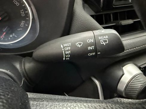 Used 2020 Toyota RAV4 LE FWD image 13