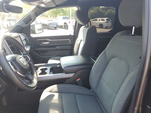 Used 2022 RAM 1500 Big Horn w/ Night Edition AWD/4WD image 7