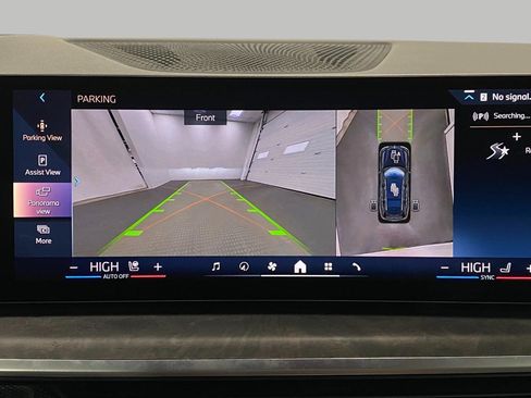 Certified 2025 BMW X7 xDrive40i w/ Premium Package image 29