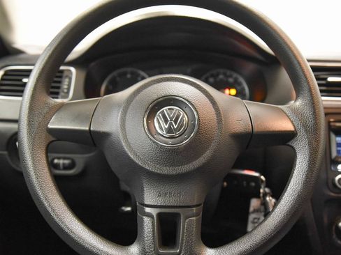 Used 2012 Volkswagen Jetta SE image 24