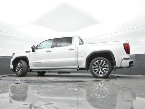 Used 2024 GMC Sierra 1500 Denali image 41