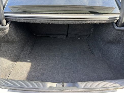 Used 2018 Dodge Charger R/T image 23