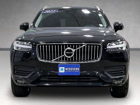 Used 2023 Volvo XC90 B5 Core AWD/4WD image 2