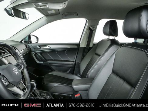 Used 2024 Volkswagen Tiguan SE AWD/4WD image 5