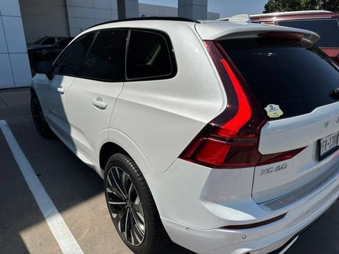 Used 2026 Volvo XC60 B5 Ultra w/ Protection Package Premier AWD/4WD image 3