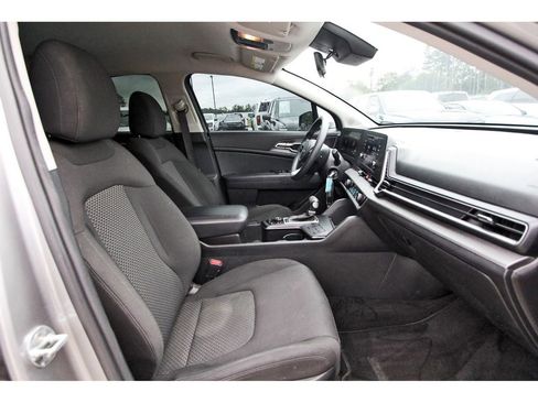 Used 2023 Kia Sportage LX FWD image 28