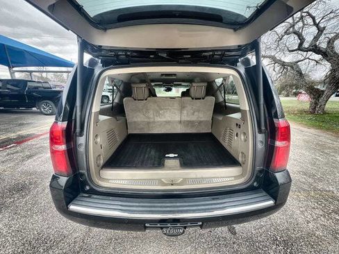 Used 2017 Chevrolet Suburban Premier image 25