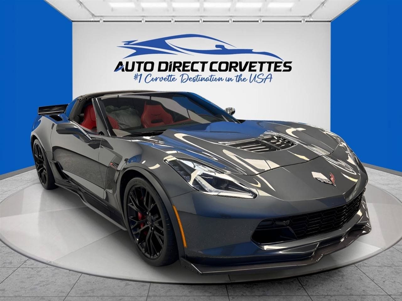 Used 2017 Chevrolet Corvette Z06 w/ Z07 Performance Package RWD image 3
