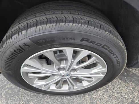 Used 2023 Buick Envision Preferred AWD/4WD image 37