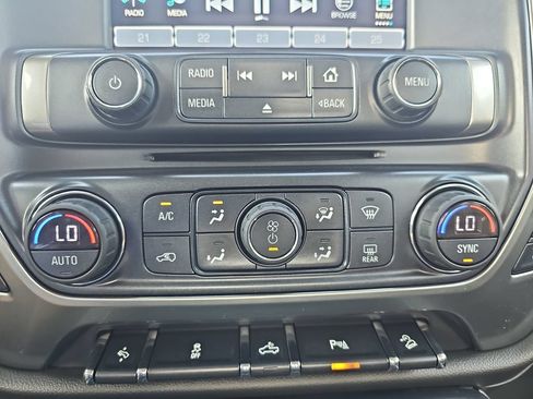 Used 2018 Chevrolet Silverado 1500 LTZ Z71 w/ LTZ Plus Package AWD/4WD image 25