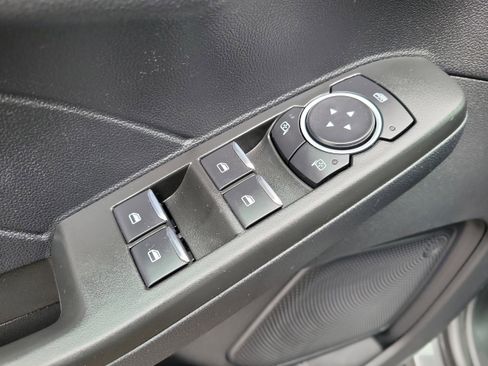 Certified 2022 Ford Escape SE w/ Convenience Package image 9