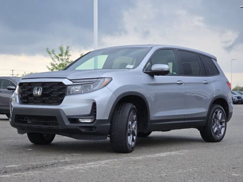 Used 2023 Honda Passport EX-L image 12