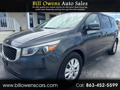 Used 2017 Kia Sedona LX