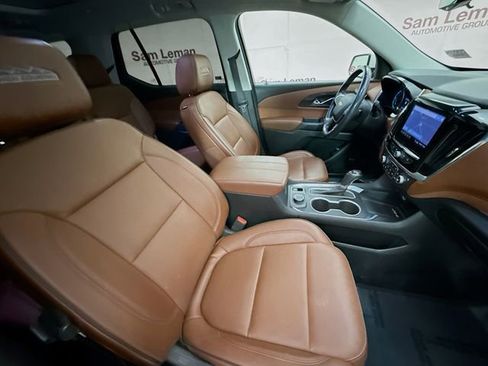Used 2020 Chevrolet Traverse High Country image 32