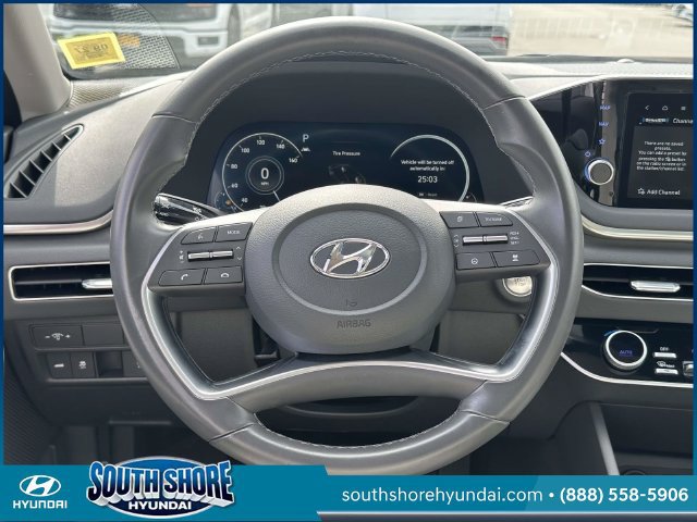 Certified 2023 Hyundai Sonata SEL w/ Convenience Package FWD image 16