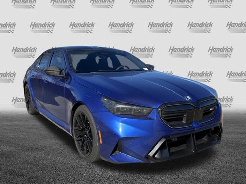 New 2026 BMW M5 w/ Carbon Package image 2