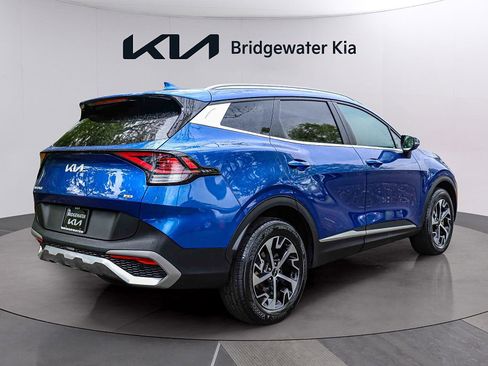 Certified 2023 Kia Sportage EX AWD/4WD image 6