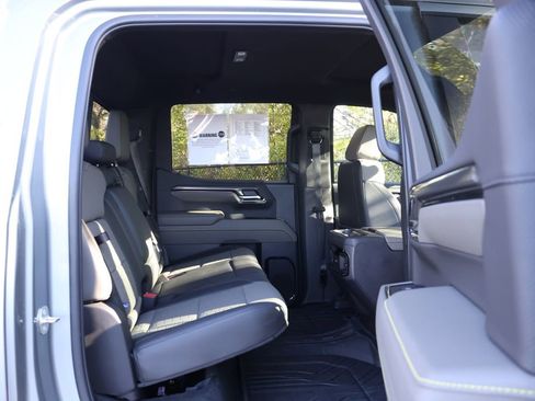 Certified 2024 Chevrolet Silverado 1500 ZR2 image 48