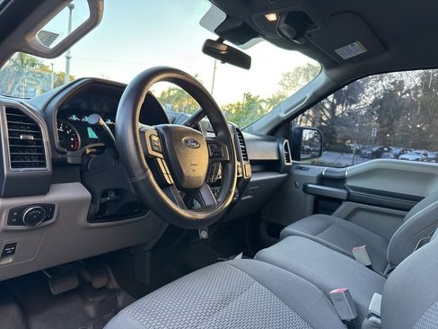 Used 2019 Ford F150 XLT image 14