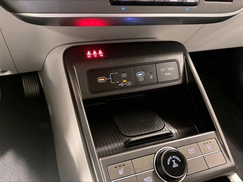 Used 2024 Hyundai Kona SEL w/ Convenience Package image 26