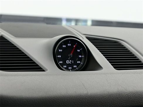 Used 2021 Porsche Cayenne Coupe w/ Premium Package image 12