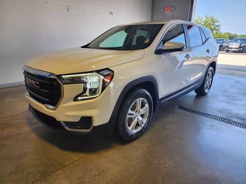 Certified 2024 GMC Terrain SLE AWD/4WD image 8