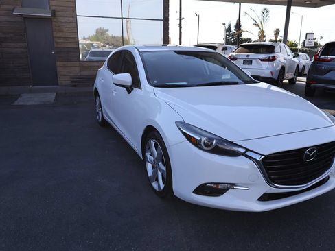 Used 2017 MAZDA MAZDA3 Grand Touring w/ Premium Equipment Package FWD image 2